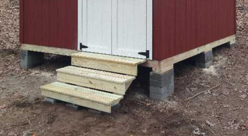 Steps Step access on a shed